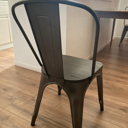 ダイニングテーブルandチェア４脚