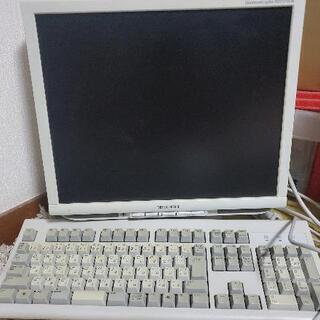 ディスプレイとキーボード