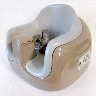 【限定カラー】Bumbo  バンボ マルチシート 3点式座席ベルト・大人用イス固定ベルト付きの画像