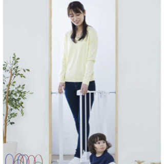 【あげます、取りに来てくれる方】カトージ ベビーゲート スリムS ホワイト 60-67cm 63922の画像