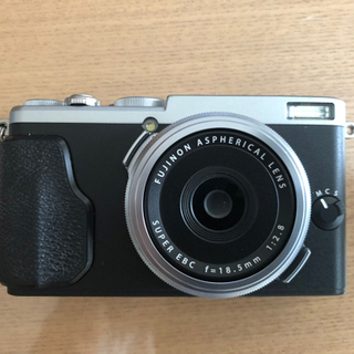 フジフィルム　X70 美品