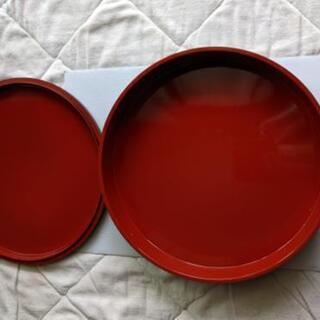 値下げ!和の器（蓋付き）ごちそうの盛り付けに!　寿司桶にしてもgood!の画像