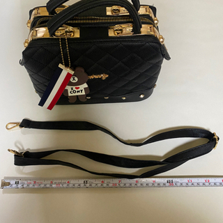 ショルダーバッグの画像