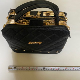 ショルダーバッグ