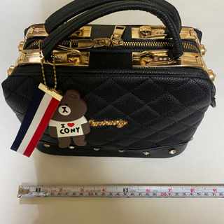 ショルダーバッグの画像