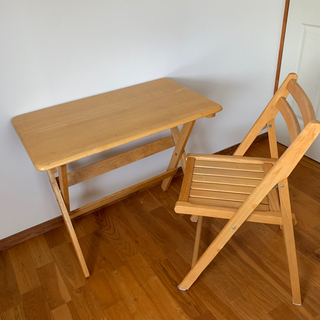 テーブルと椅子のセット　お譲りしますの画像