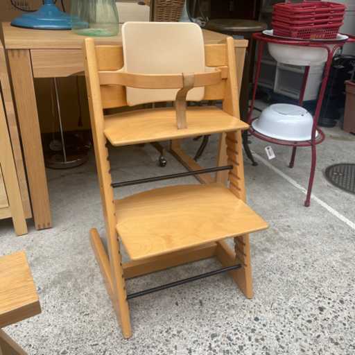 【売約済】STOKKE　ストッケ　トリップトラップ　ナチュラル　ブナ材　無垢　ベビーチェア　キッズチェア　ダイニングチェア　子供　ブラウン　ウォールナット　ガード付き