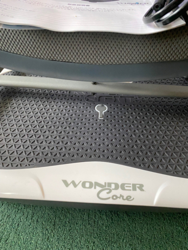 WonderCore ワンダーコア　振動マシン