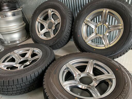 冬用　深溝★ジムニーシエラ　205/70R15　ウィンターマックス　WM01　15×5.5J　JB43　JB74　ダンロップ　安心の調整済み
