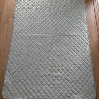 ヒンヤリ冷感パッド　水色