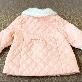 80cm 女児ピンクコート(花柄あり)の画像