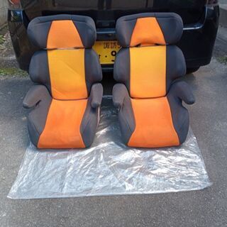 ジュニアシート