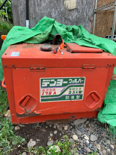 発電機　デンヨー　只今引き取り待ち中
