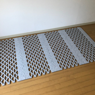 すのこ型吸湿マットの画像