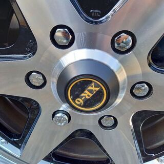 ハイエース　ファブレス　XR-6 225 50 18  7.5J+38 タイヤ　ホイール　セットの画像