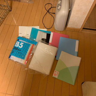 （無料）各種ファイル、文房具、リングファイル