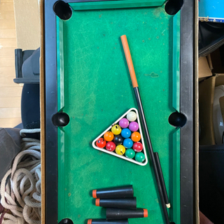 ポケットビリヤード台　アンド　ビリヤード球キーホルダーの画像