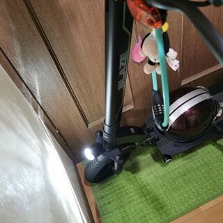 BLAZEの電気スクーター