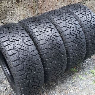 GOODYEAR 265/60R18 中古