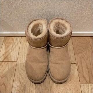 半額以下！ UGG ムートン アグの画像
