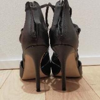 ザラ ブーティー サンダル パンプスの画像