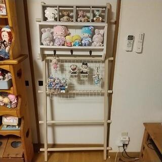 壁に立て掛けるだけの飾りハシゴ!?