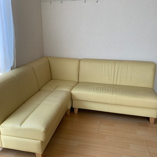 9月中まで！ダイニングソファ　無理の無い距離でしたら軽トラで運ぶの手伝います＾＾の画像