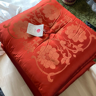 西川　高級座布団5枚組！！【タグ付き美品】