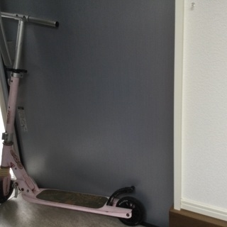 スクーター　キックボード　二輪　🛴　ピンク　