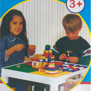 クリスマスプレゼントにも⭐️新品未開封 ブロック付き カラフルテーブル&チェアの画像