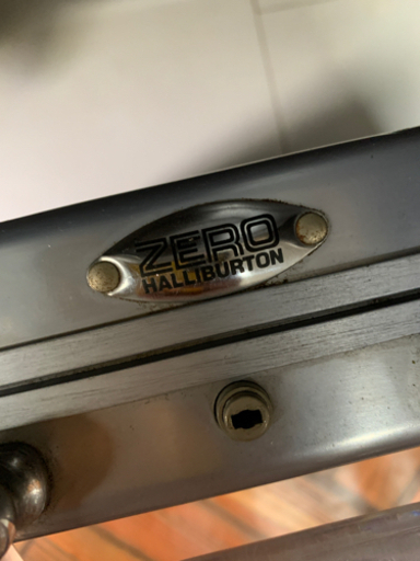 ゼロハリバートン　年代物