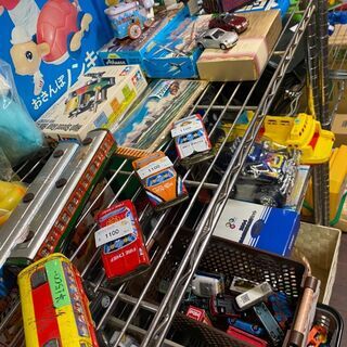 100円～ レトロなおもちゃ各種取り揃えてまーす(*'▽')★