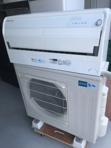 値下げ⭐︎【名古屋市郊外配送可能】三菱　6.3kwルームエアコン　MSZ-ZW6317S-W  2017年製