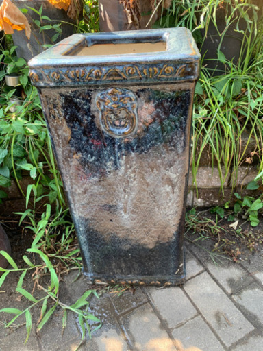 お洒落な傘立て