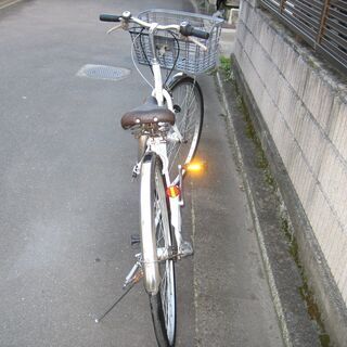 現役のママチャリ中古品ですがキッチリ整備してバッチリな27インチ自転車です。若干の値引き交渉OKです。の画像