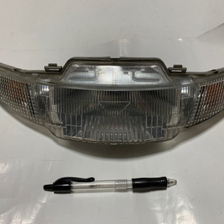 HONDA スーパーディオ、ヘッドライトの画像