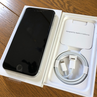 iPhone SE(第2世代)64GB ホワイト新品未使用