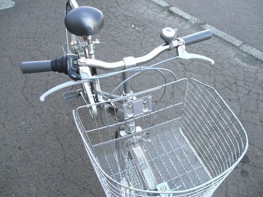 自転車 27インチ シルバー シティサイクル 6段変速 LEDライト カゴ付き カギ付き 中古 ☆ PayPay(ペイペイ)決済可能 