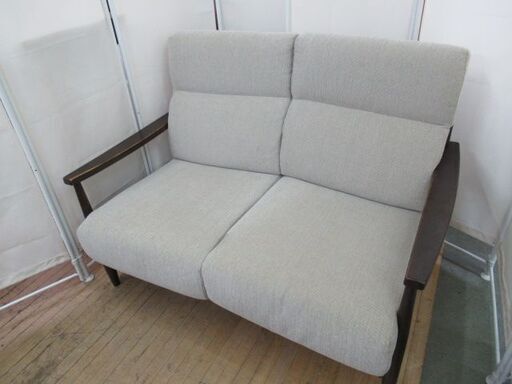 J2932/ソファ/2人掛け/3人掛け/木製/ベージュ/ブランド不明/ノーブランド/中古品/