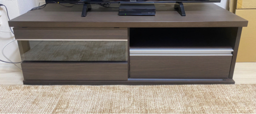 『良品』テレビ台　2019年製　家具の大丸