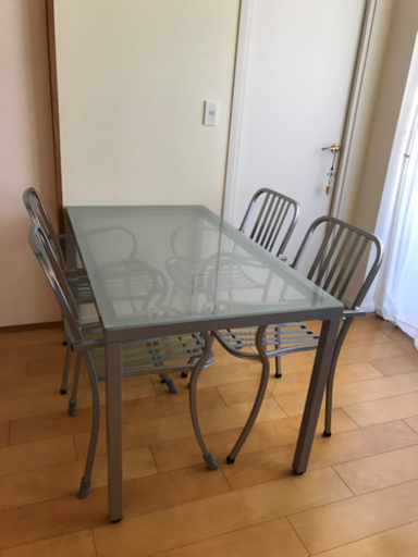 イタリアemu社製肘付椅子４脚　【商談中】