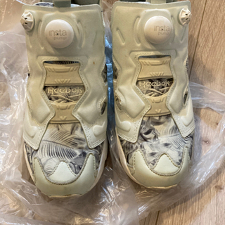 決まりました。リーボックポンプ　23,5cm