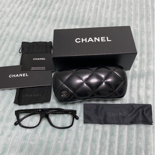 CHANEL メガネフレーム　箱付き！