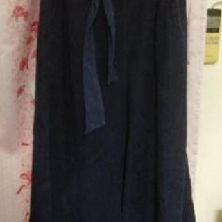 ワイドパンツ　リボンかわいい