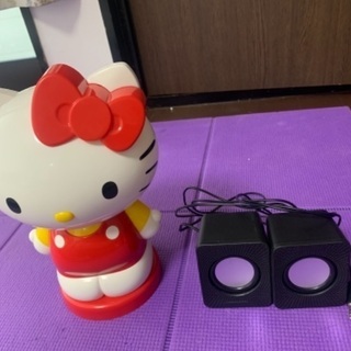 ハロキティ貯蓄箱と小型コンピュータスピーカーセット