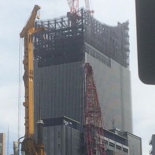 ビル建設現場作業の画像