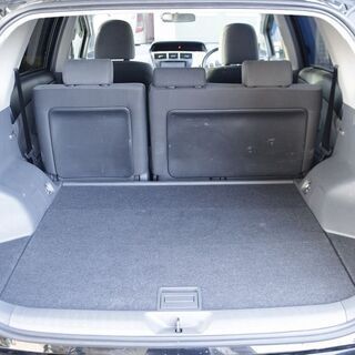 人数乗れるハイブリッド車！！！