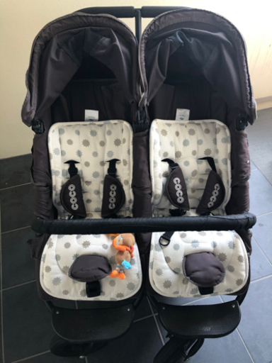 エアバギー  双子ベビーカー