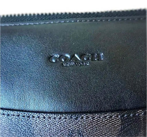 【値下げ中】コーチ クラッチバック coach メンズ レディース 黒 正規品