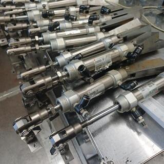 SMC製エアシリンダーCDM2B25-50の画像